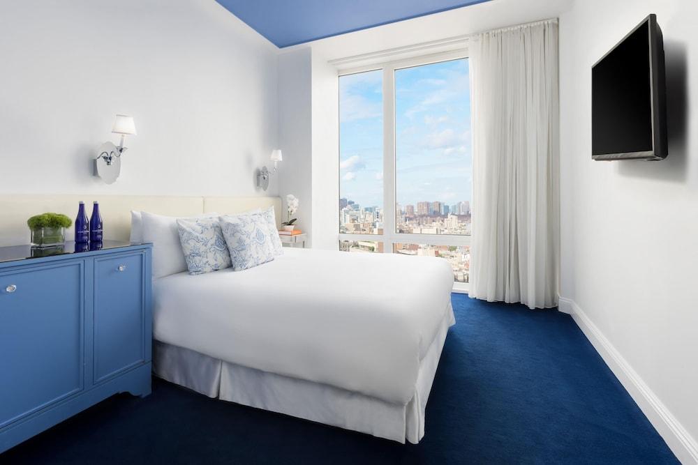 NoMo SoHo Room Type - Classic Room, 1 Queen Bed, Accessible