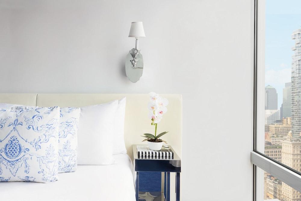 NoMo SoHo Room Type - Suite, 1 Queen Bed with Sofa bed (Crosby)