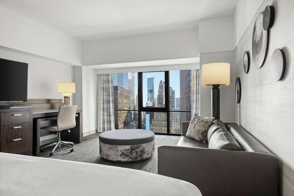 New York Marriott Marquis Room Type - Room, 1 King Bed (Times Square View Room) New York Marriott Marquis Room Type - Room, 1 King Bed (Times Square View Room)