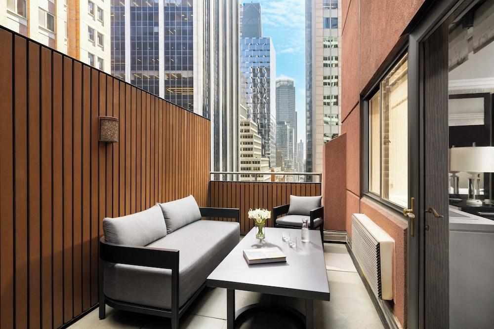 The Muse New York Room Type - Suite, 1 King Bed, Balcony