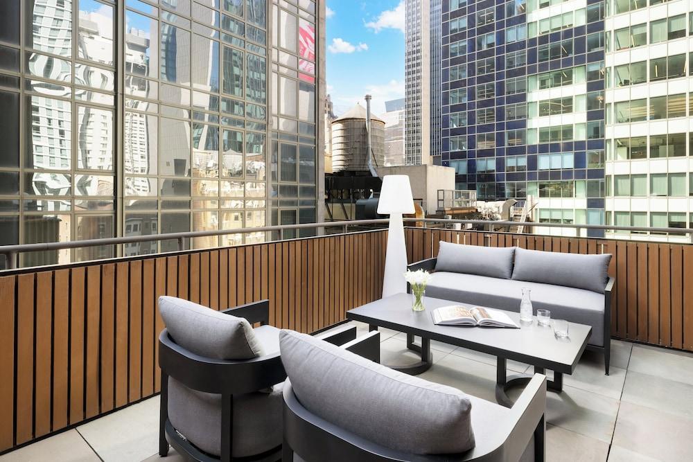 The Muse New York Room Type - Executive Room, 1 King Bed, Balcony