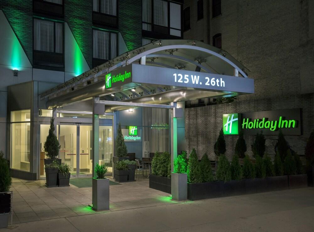 Holiday Inn Manhattan 6th Ave - Chelsea - Tap to explore photos