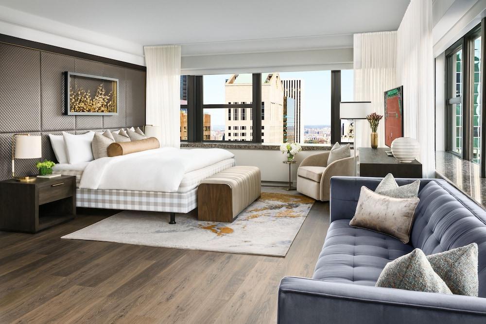 Lotte New York Palace - Tap to explore photos