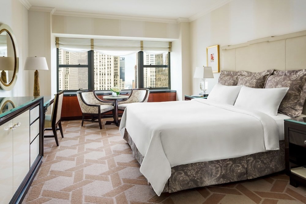 Lotte New York Palace Room Type - Room, 1 King Bed (Skyline Cathedral View)