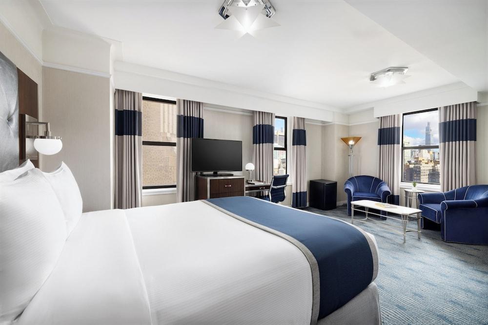 The New Yorker Hotel Room Type - Executive Room 1 Queen Bed