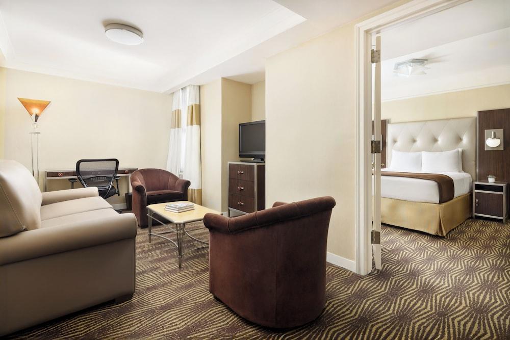 The New Yorker Hotel Room Type - Queen Suite The New Yorker Hotel Room Type - Queen Suite