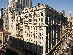 U Hotel Fifth Avenue, Empire State Building - Tap to explore photos
