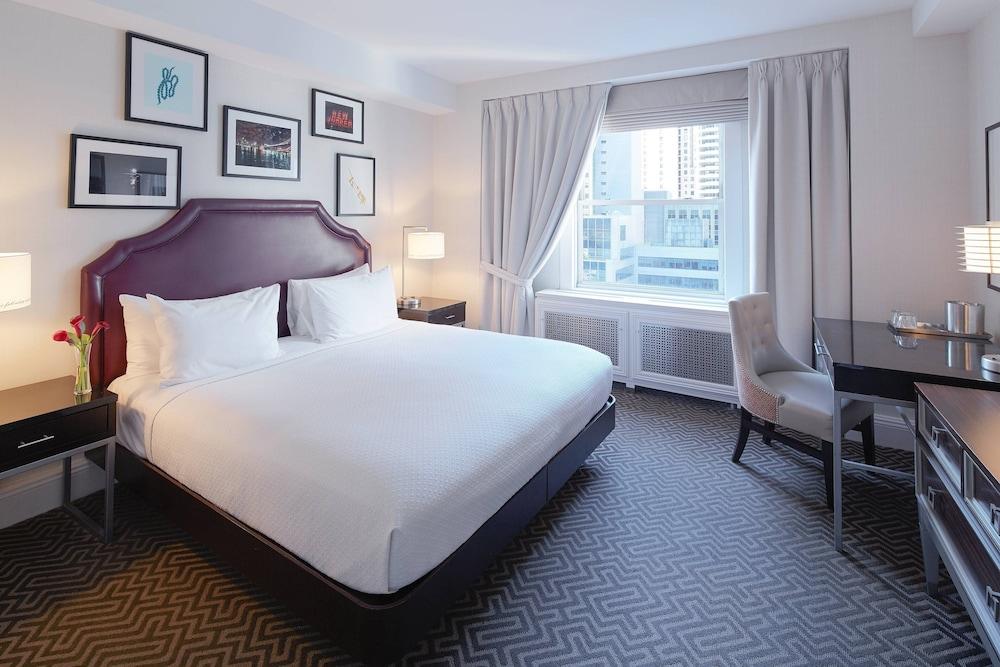 The Lexington Hotel, Autograph Collection by Marriott Room Type - Standard Room, 1 Queen Bed (Mobility Accessible, Tub)