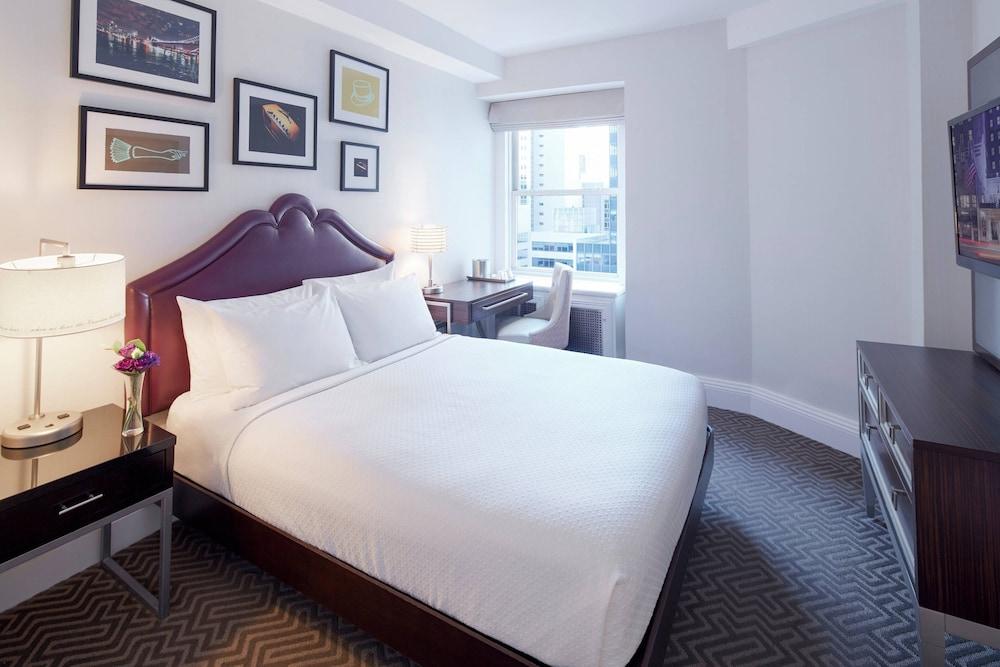 The Lexington Hotel, Autograph Collection by Marriott Room Type - Standard Room, 1 Queen Bed