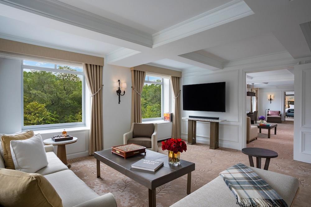 The Ritz-Carlton New York, Central Park Room Type - Club Suite, 1 King Bed