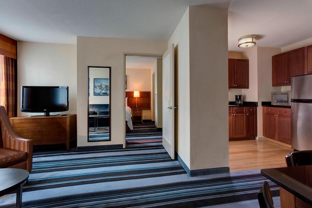 Residence Inn New York Manhattan/Times Square Hotel - Tap to explore photos