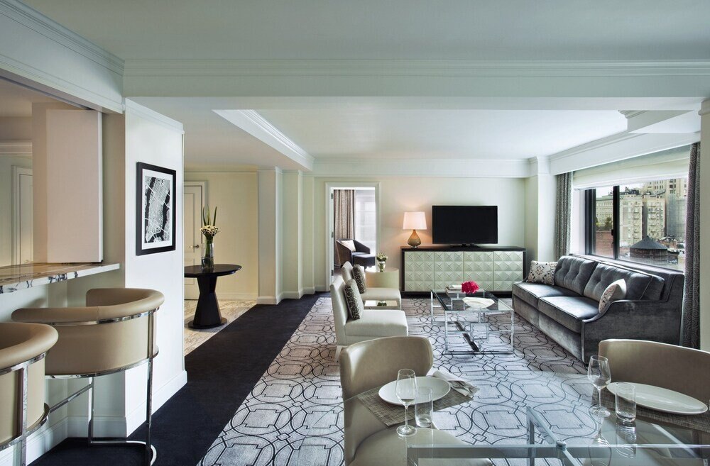 Loews Regency New York Hotel Room Type - Terrace Suite North