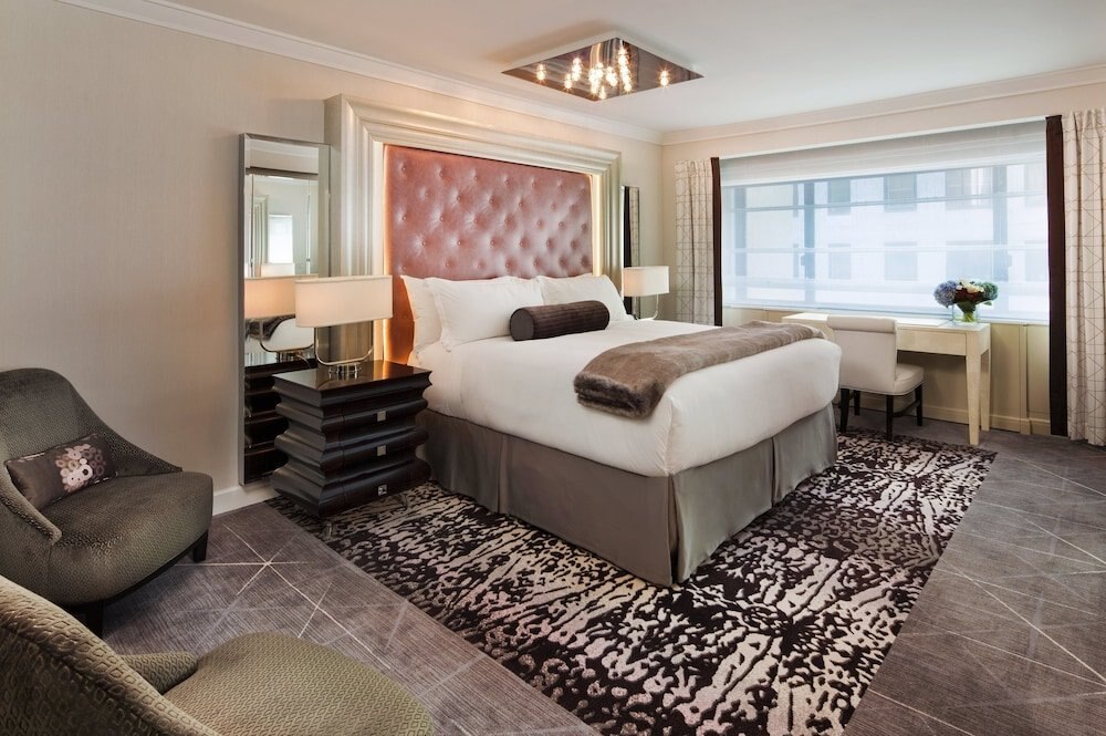 Loews Regency New York Hotel Room Type - Glamour 1-Bedroom Suite