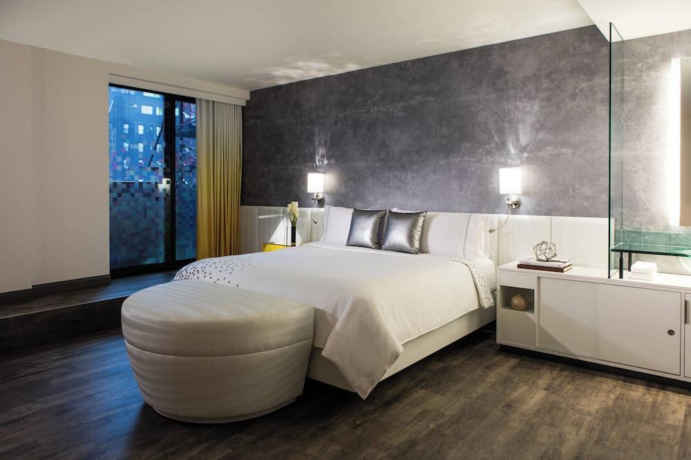 Renaissance New York Times Square Hotel by Marriott Room Type - Room, 1 King Bed, Terrace (View)