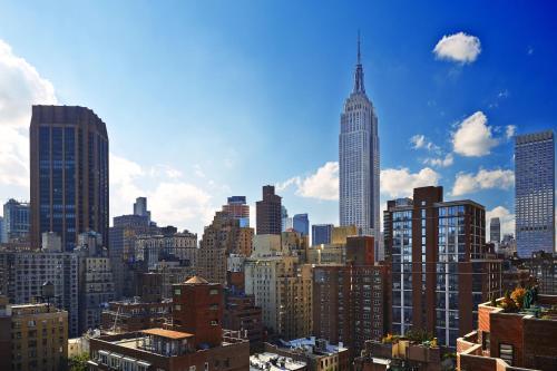 The Shelburne Sonesta New York - Tap to explore photos