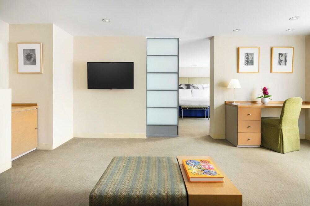 The Shoreham Room Type - Junior Suite The Shoreham Room Type - Junior Suite