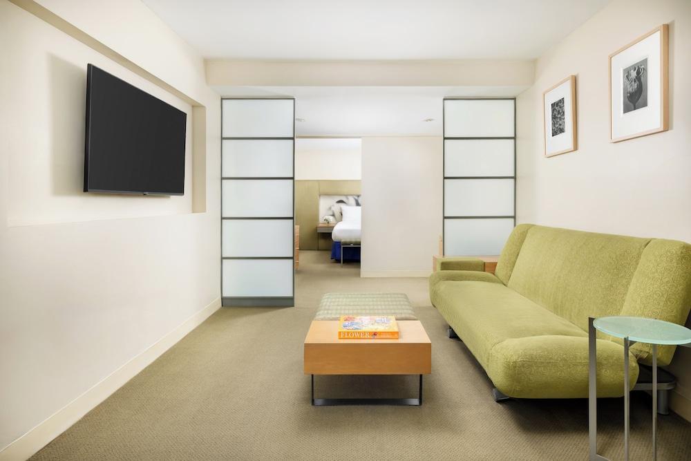 The Shoreham Room Type - Junior Penthouse (Suite)