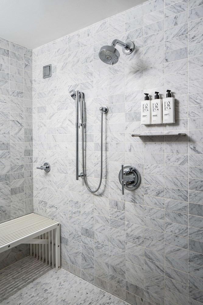 Smyth Tribeca Room Type - Studio Suite (Tribeca Suite)