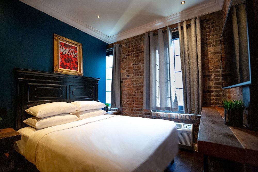 The Sohotel Room Type - Deluxe Room, 1 Queen Bed