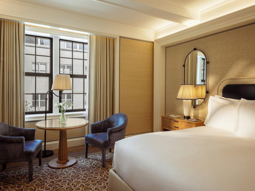 The Surrey A Corinthia Hotel Room Type - Deluxe King Accessible