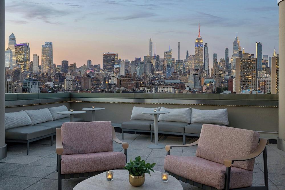 Sheraton Tribeca New York Hotel Room Type - Club Room, 1 King Bed