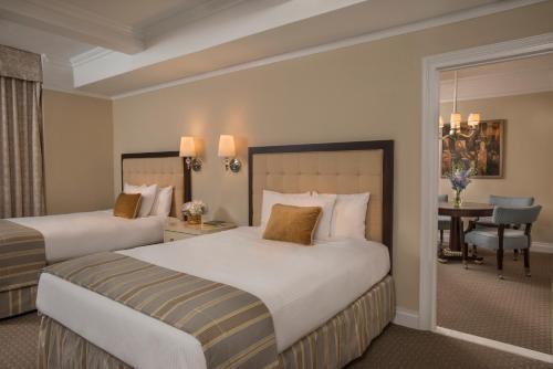 Warwick New York Room Type - Premier One Bedroom Suite City view with Two Double Beds Warwick New York Room Type - Premier One Bedroom Suite City view with Two Double Beds