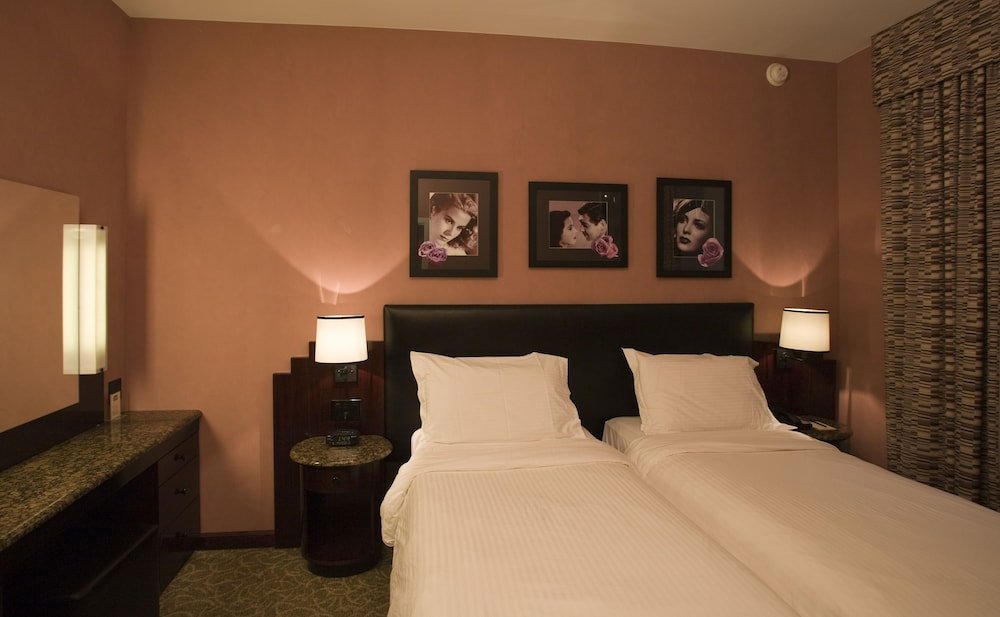 Washington Square Hotel Room Type - Superior Room, 2 Twin Beds