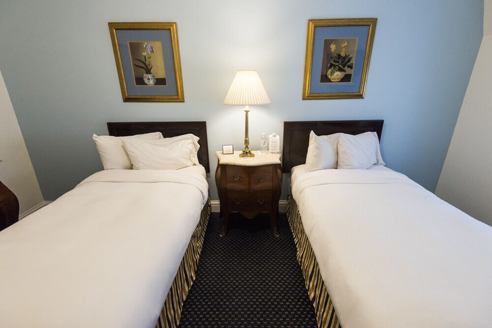 3 West Club Room Type - Superior Twin Room, 2 Twin Beds