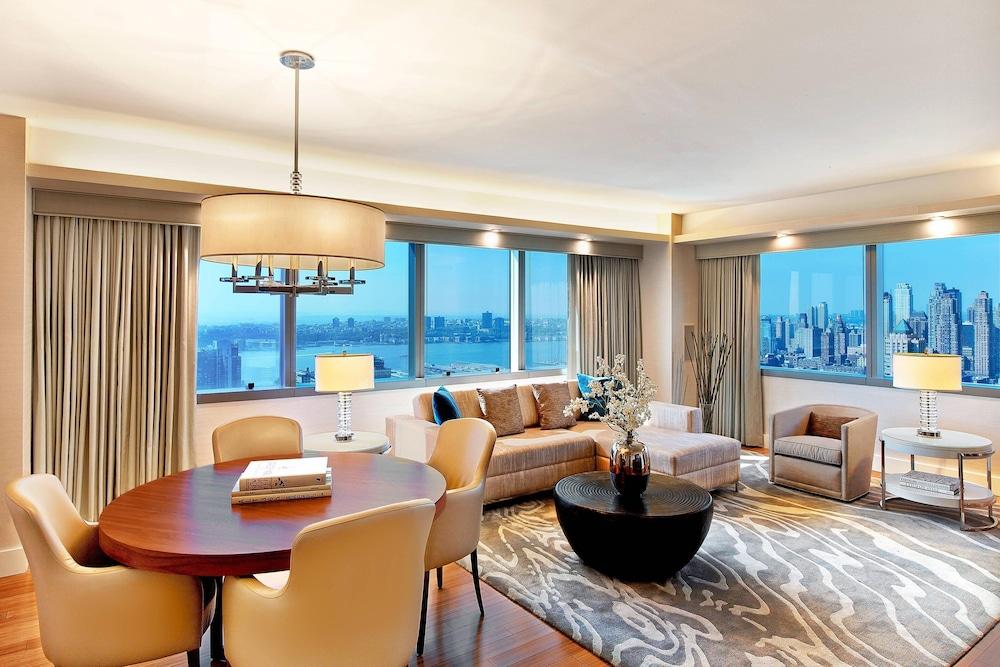 The Westin New York at Times Square Room Type - Suite, 1 Bedroom, River View