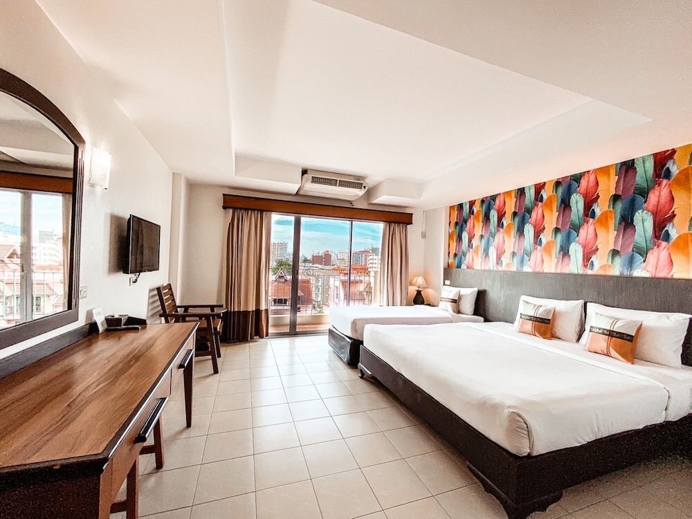 Piyada Residence by Nexottel Room Type - Deluxe Triple Room