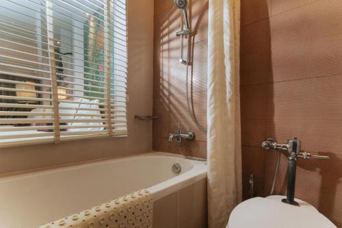 SIAM BAYSHORE RESORT PATTAYA Room Type - Executive Deluxe King
