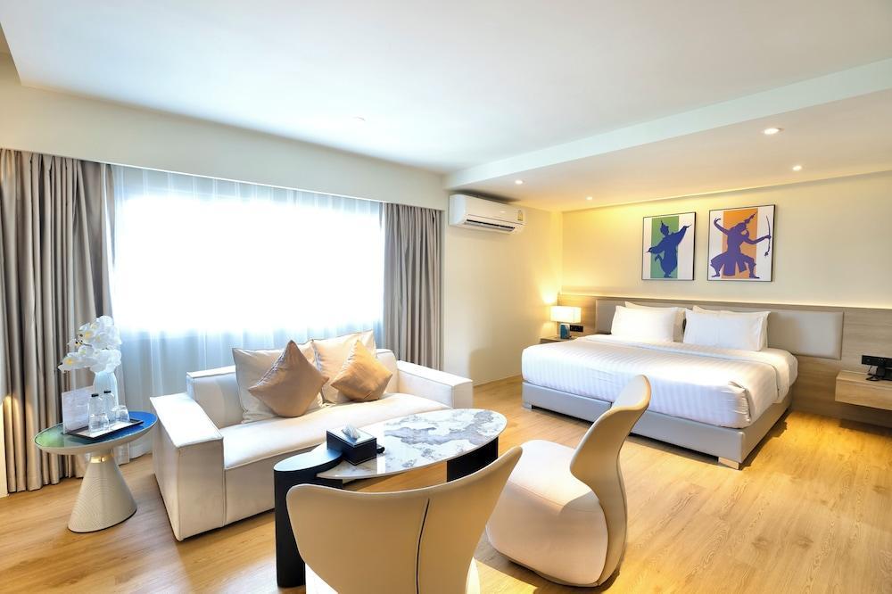 The One Hotel Bay Breeze Pattaya Room Type - Junior Suite
