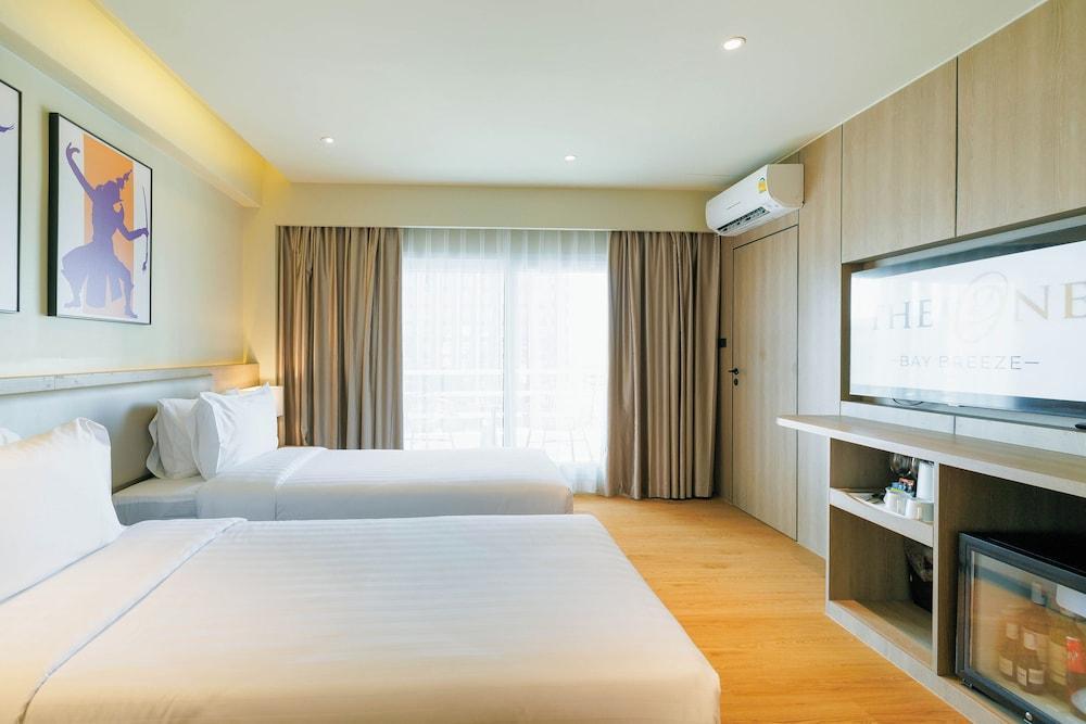 The One Hotel Bay Breeze Pattaya Room Type - Deluxe with Balcony