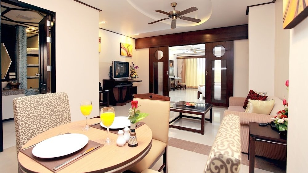 Pattaya Loft managed by Loft Group Room Type - Superior Double or Twin with Balcony