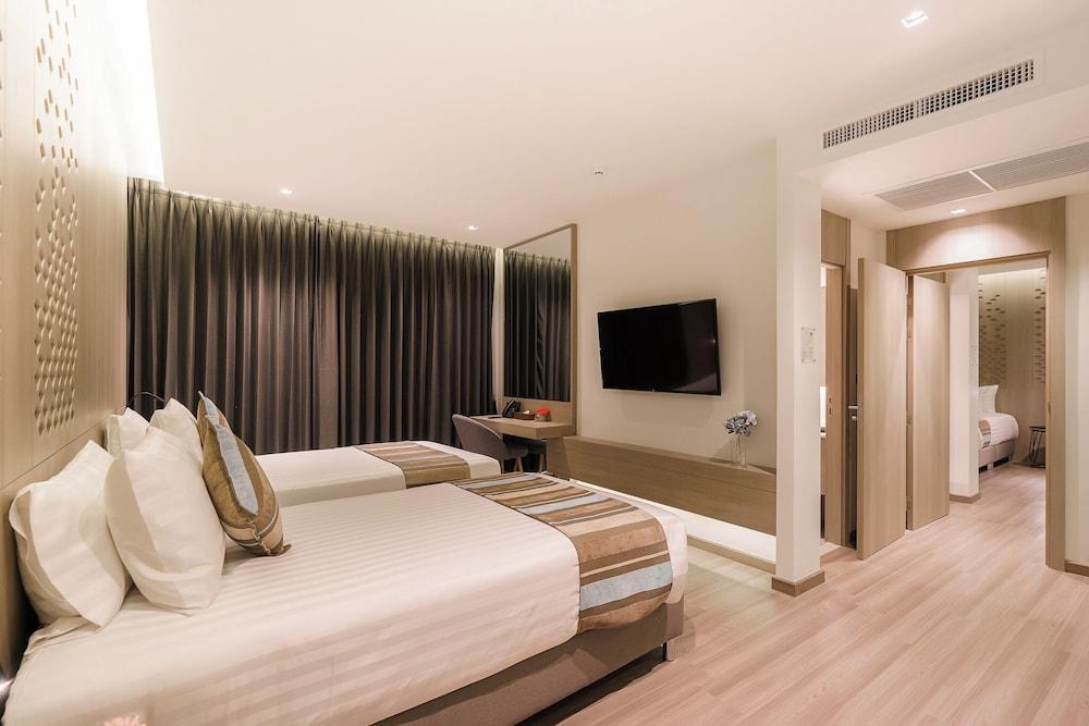 Fifth Jomtien Pattaya Room Type - Connecting Room Double & Twin
