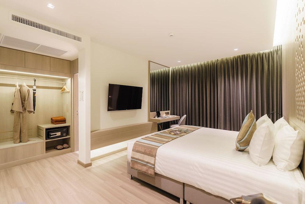 Fifth Jomtien Pattaya Room Type - Superior Room City View