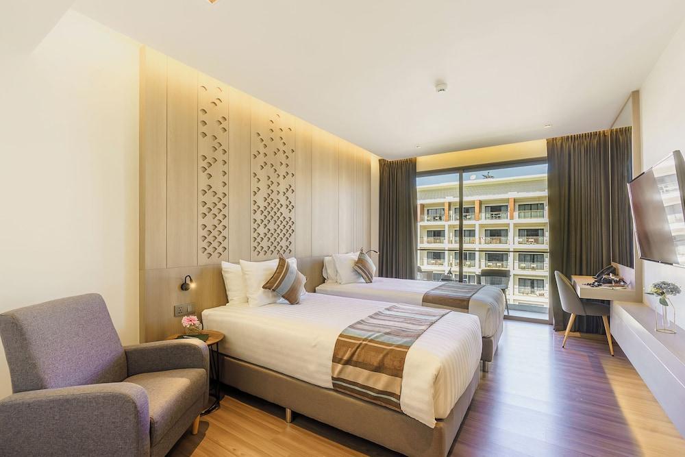 Fifth Jomtien Pattaya Room Type - Superior Room Garden View