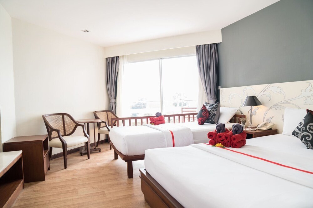 Grand Jomtien Palace Room Type - Superior Triple Room