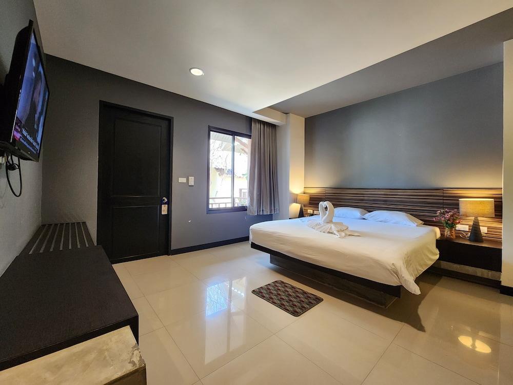 Pattaya Garden Resort Room Type - Villa Deluxe