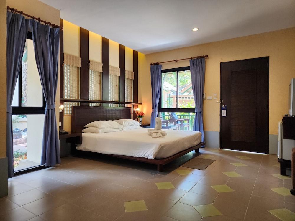 Pattaya Garden Resort Room Type - Villa Garden View