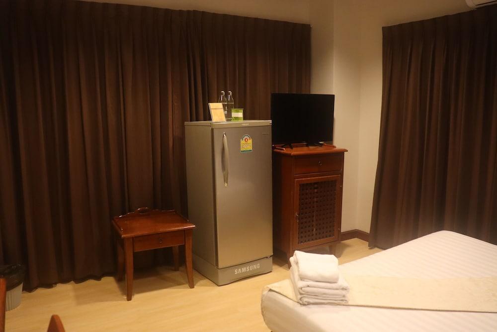 Inn House Hotel Pattaya Room Type - Seaview Double Room