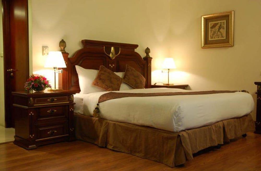 Lk Metropole Hotel Room Type - Studio Room with Balcony
