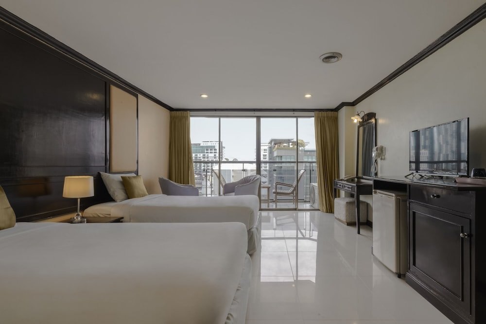 Mike Beach Resort Pattaya Room Type - Standard Double or Twin Room Mike Beach Resort Pattaya Room Type - Standard Double or Twin Room
