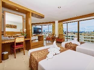 Royal Palace Hotel Pattaya - Tap to explore photos