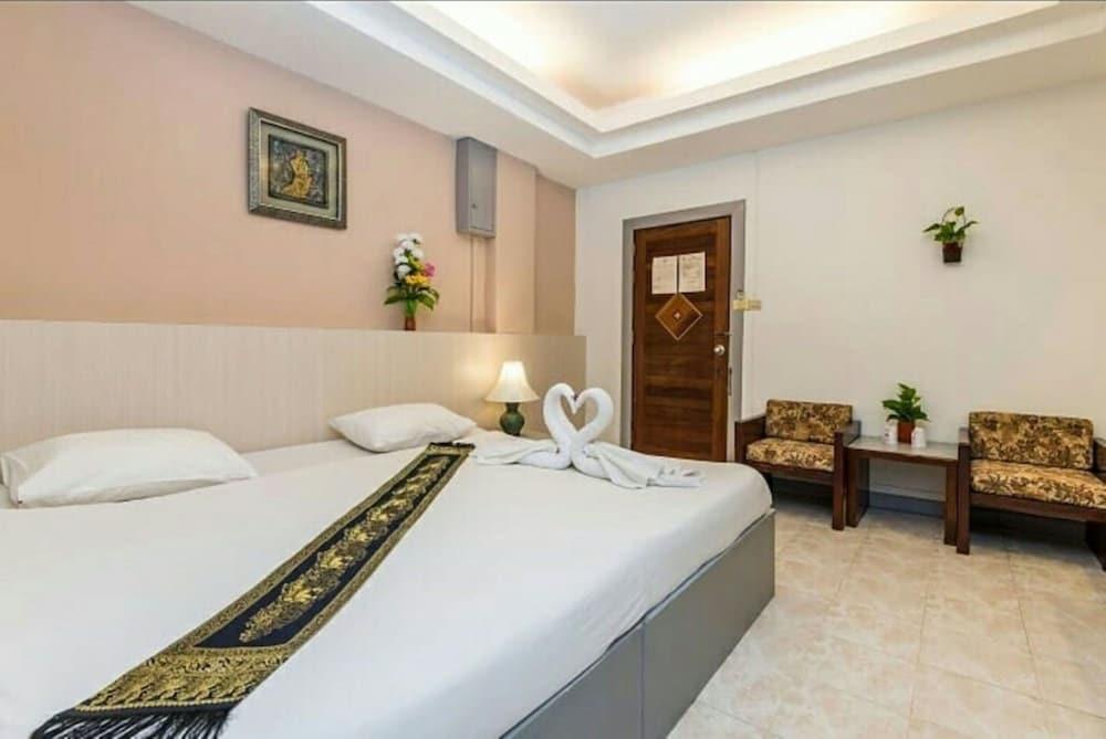 Romeo Palace Hotel Pattaya Room Type - Superior Double Room