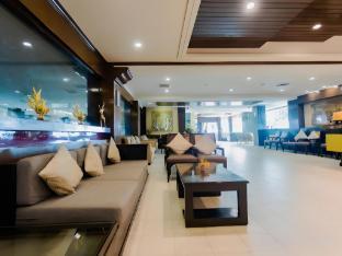 Sarita Chalet and Spa Hotel - Tap to explore photos