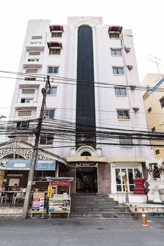 Sawasdee Pattaya Hotel - Tap to explore photos