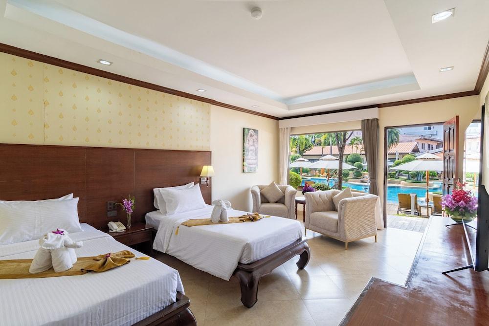 Thai Garden Resort Room Type - Deluxe Pool View Twin Bed Thai Garden Resort Room Type - Deluxe Pool View Twin Bed
