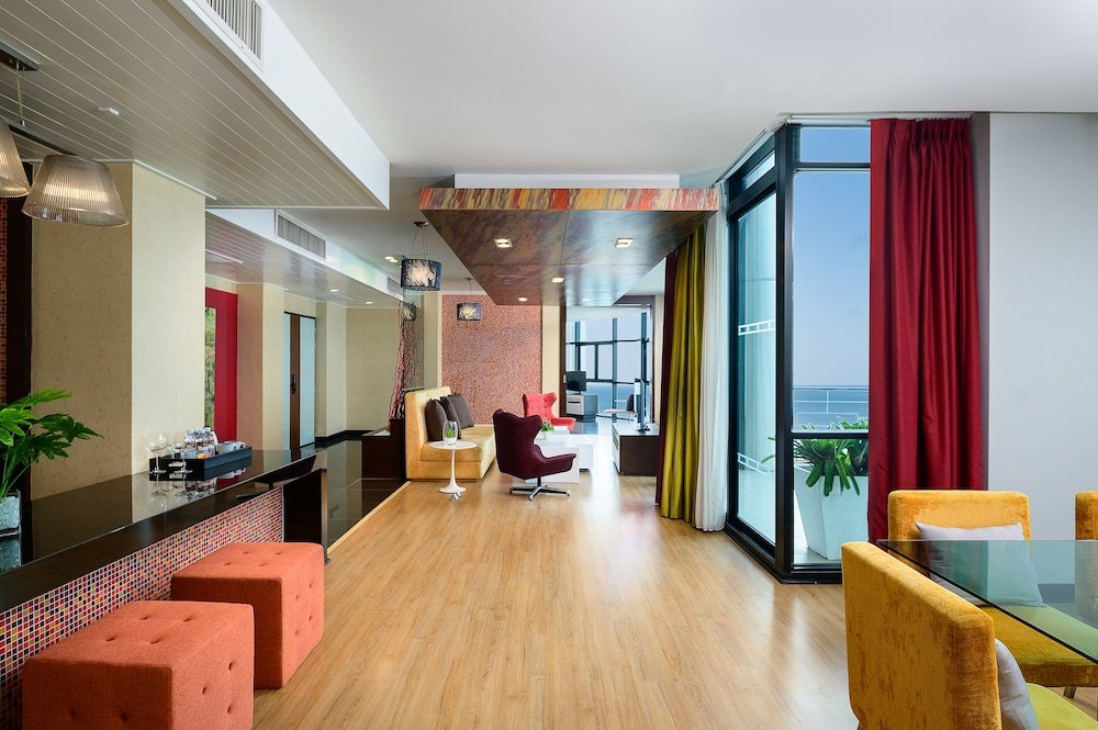 The Zign Hotel - Tap to explore photos