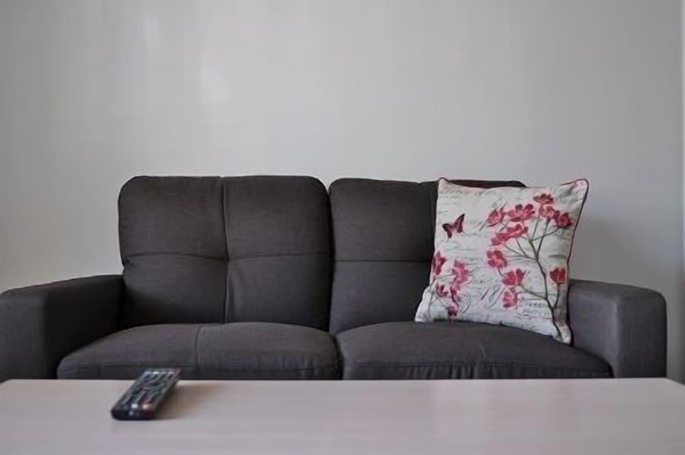 Nunawading Motor Inn Room Type - One Bedroom Apartment